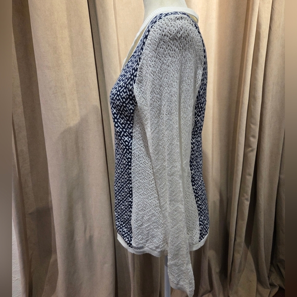 Blue Willi's Patterened Sweater - Picture 4 of 11